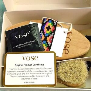 Vose all natural horse hair brushes for face and body. New